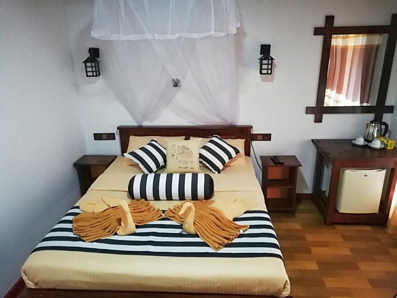 Home Away Елла Екстер'єр фото